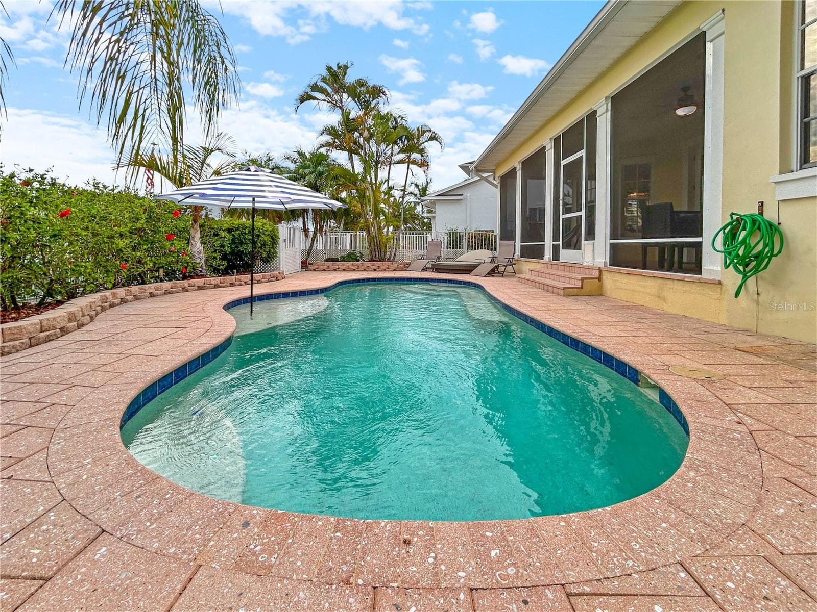 432 ISLEBAY DRIVE — photo 47 of 64