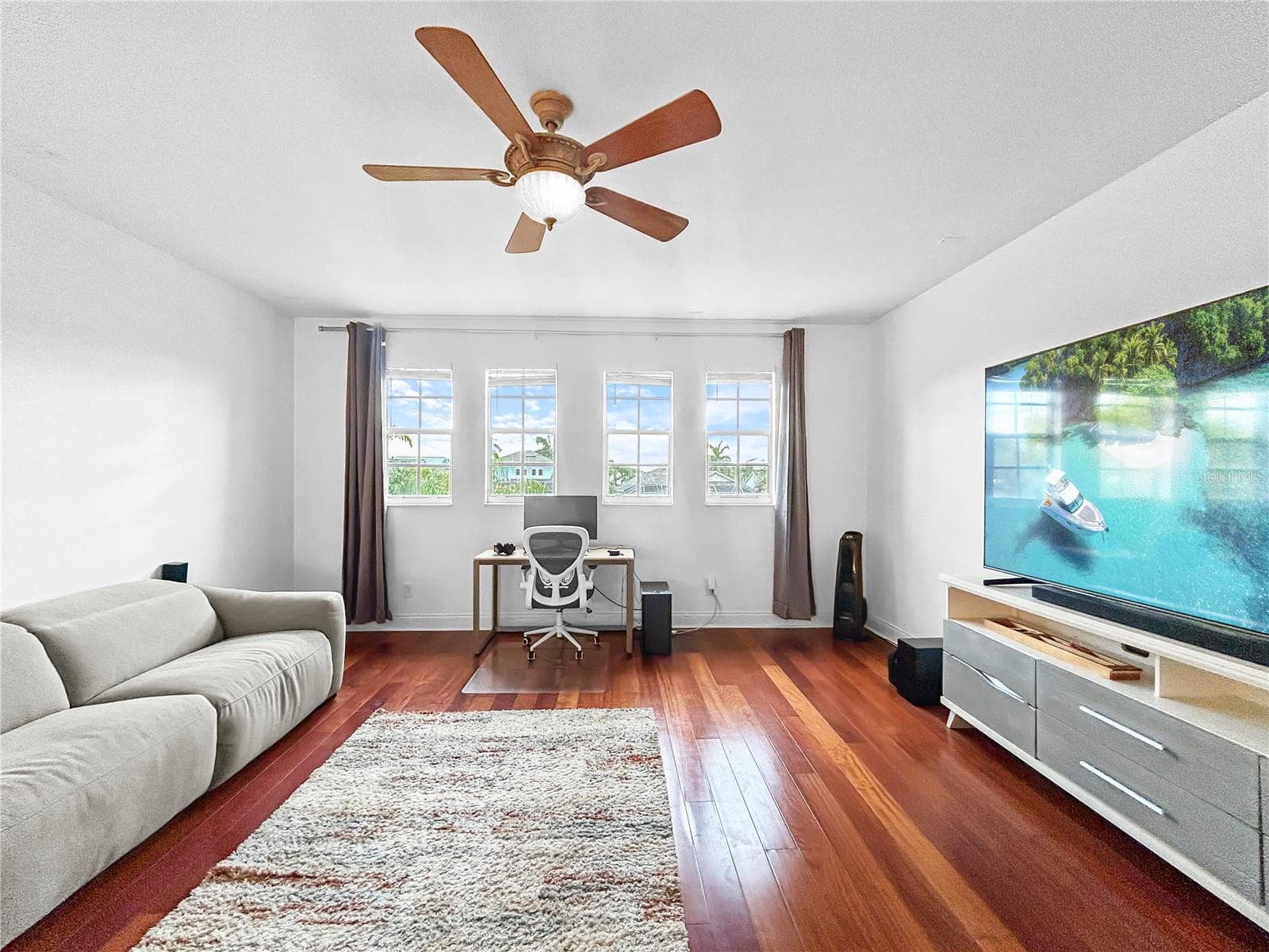 432 ISLEBAY DRIVE — photo 37 of 64