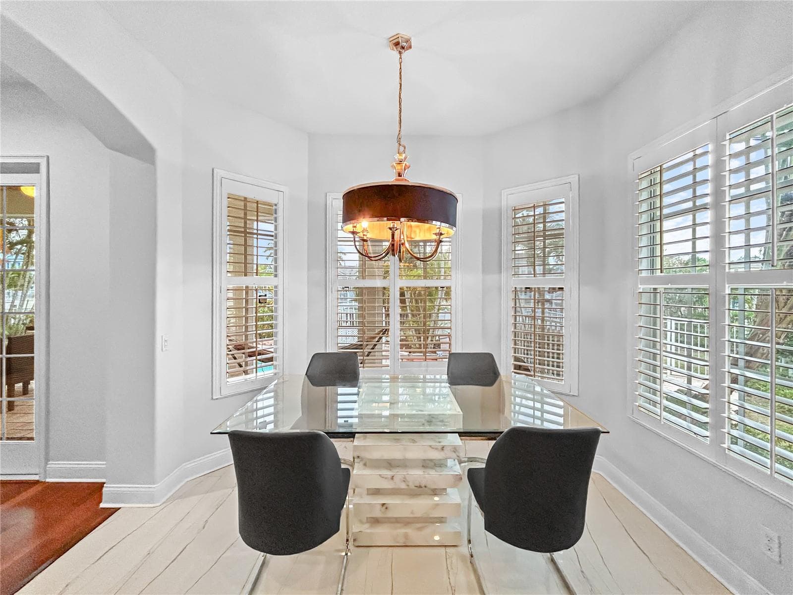 432 ISLEBAY DRIVE — photo 17 of 64