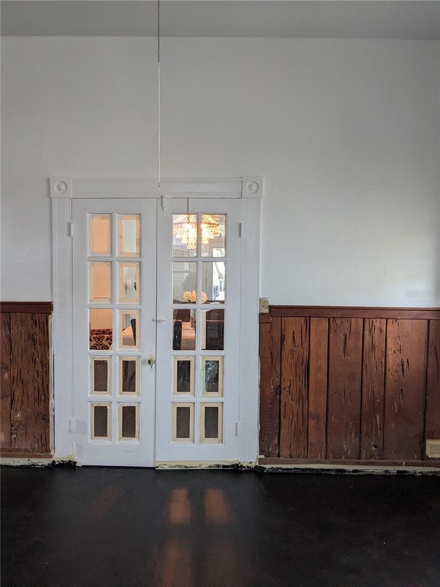 495 PARKER STREET — photo 11 of 11