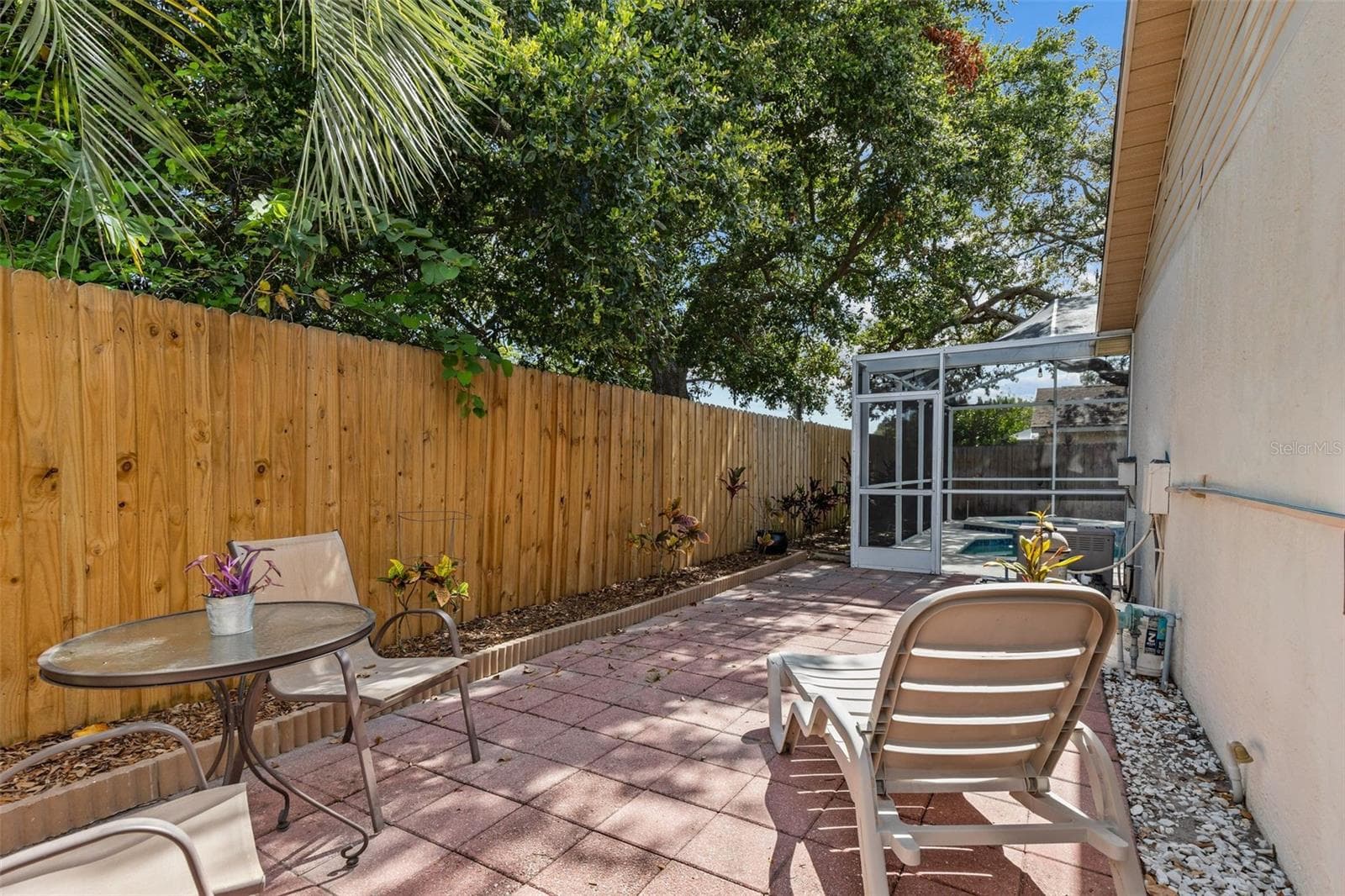 1090 ROLLING OAKS AVENUE — photo 43 of 55