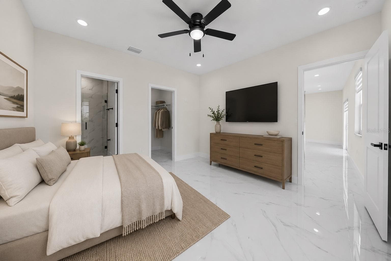 29 DIPLOMAT PARKWAY — photo 17 of 20
