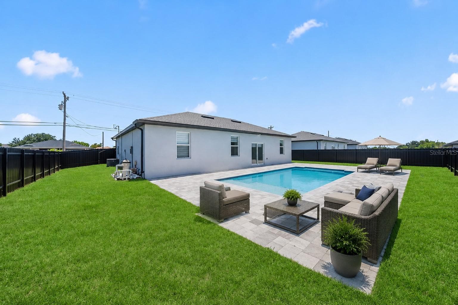 29 DIPLOMAT PARKWAY — photo 5 of 20