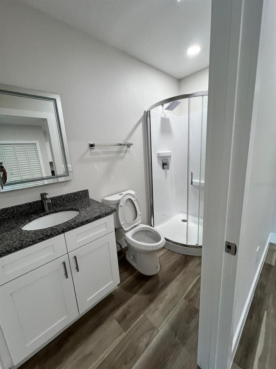 475 UMATILLA BOULEVARD — photo 3 of 21