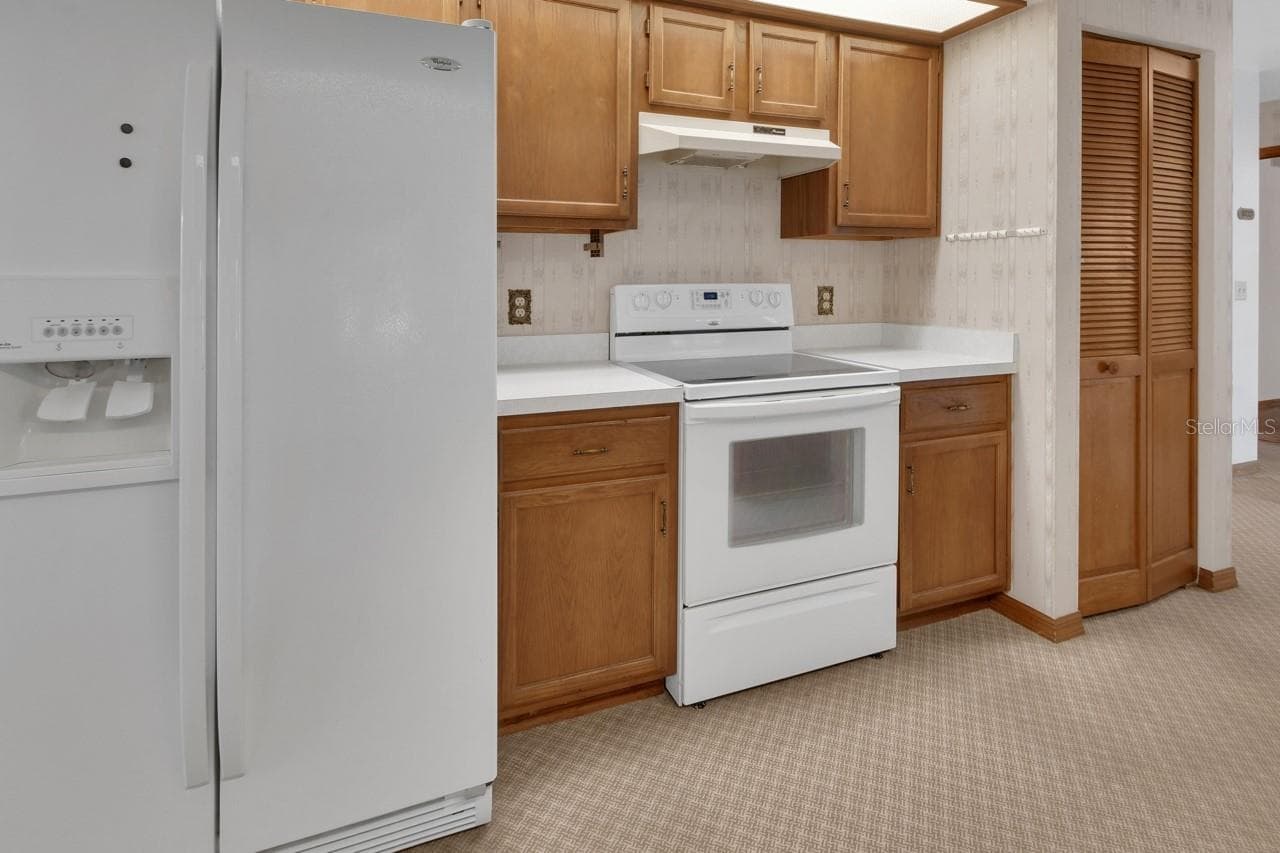 1637 HONTOON RD — photo 9 of 39
