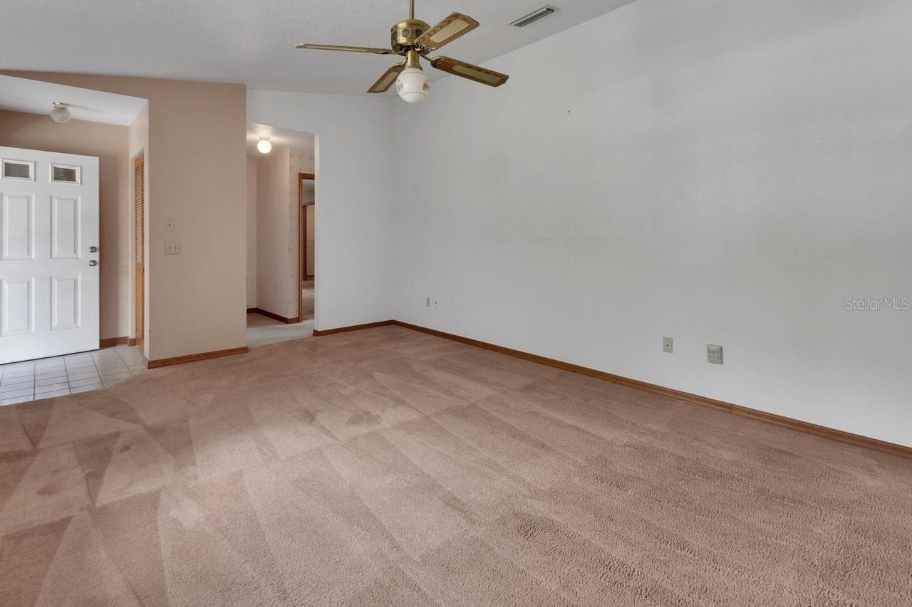 1637 HONTOON RD — photo 4 of 39