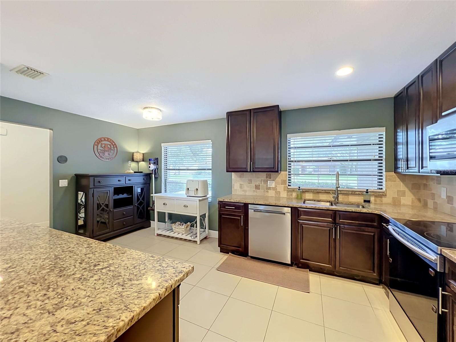 2443 CANTERCLUB TRAIL — photo 15 of 49