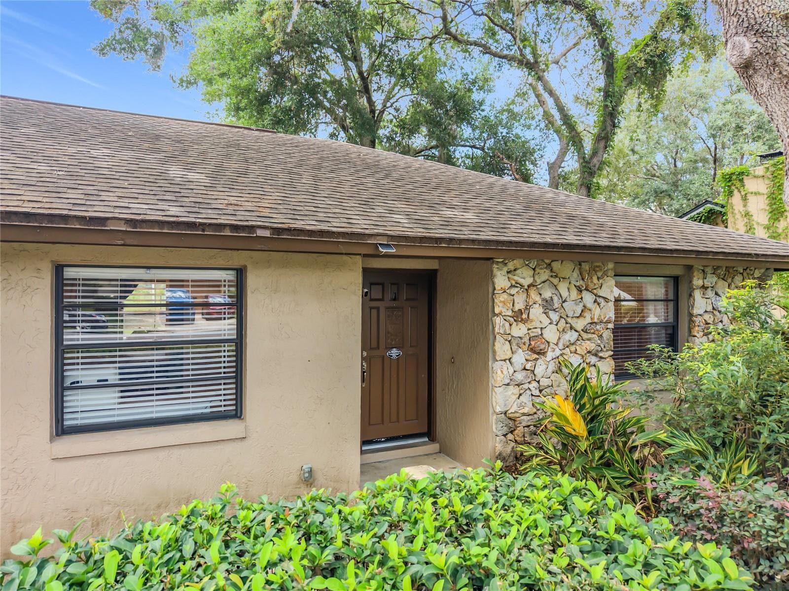 2443 CANTERCLUB TRAIL — photo 4 of 49