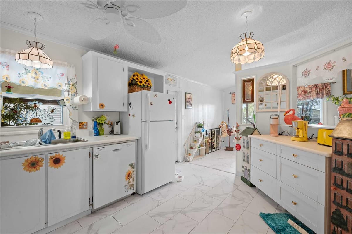 3145 GREAT OAK STREET — photo 10 of 32