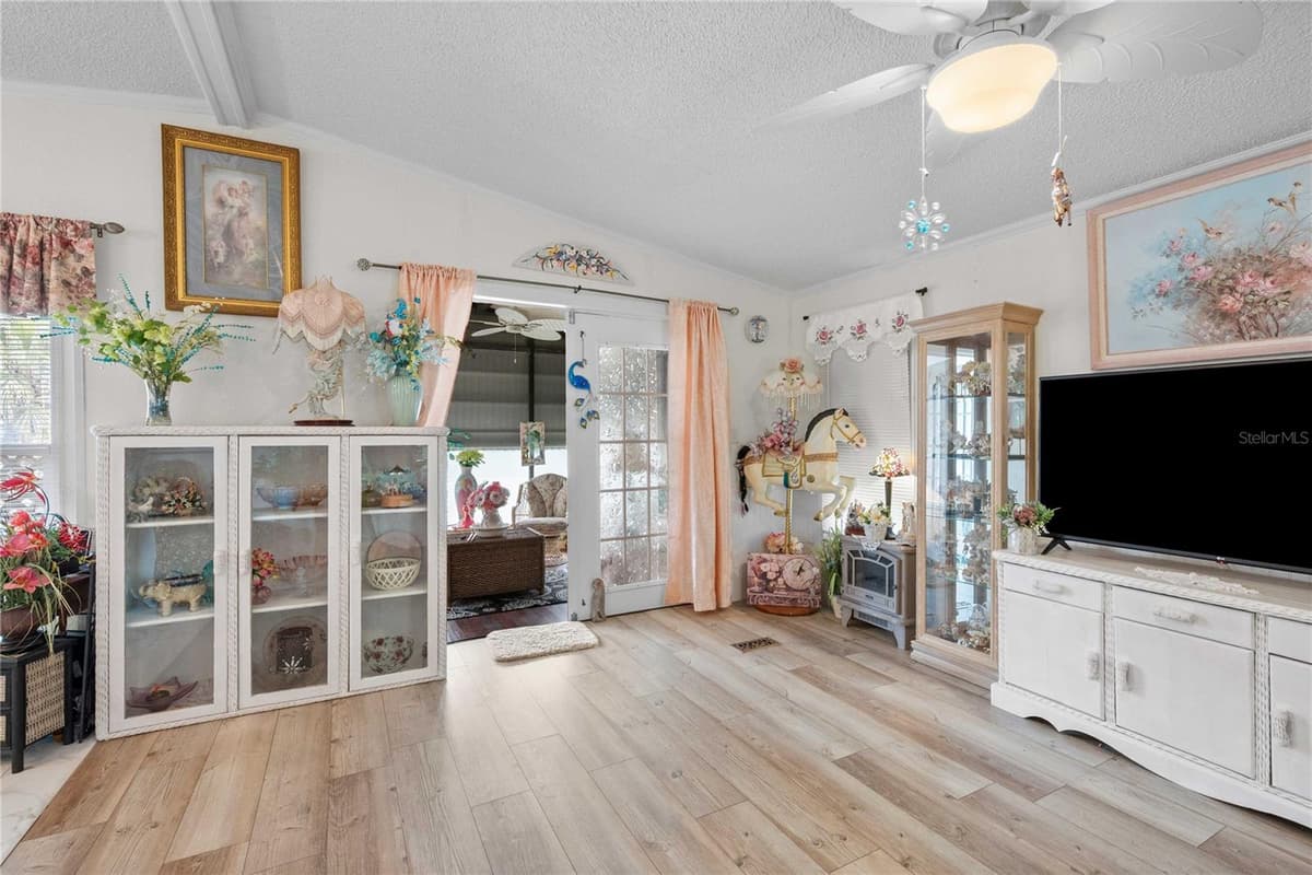 3145 GREAT OAK STREET — photo 15 of 32