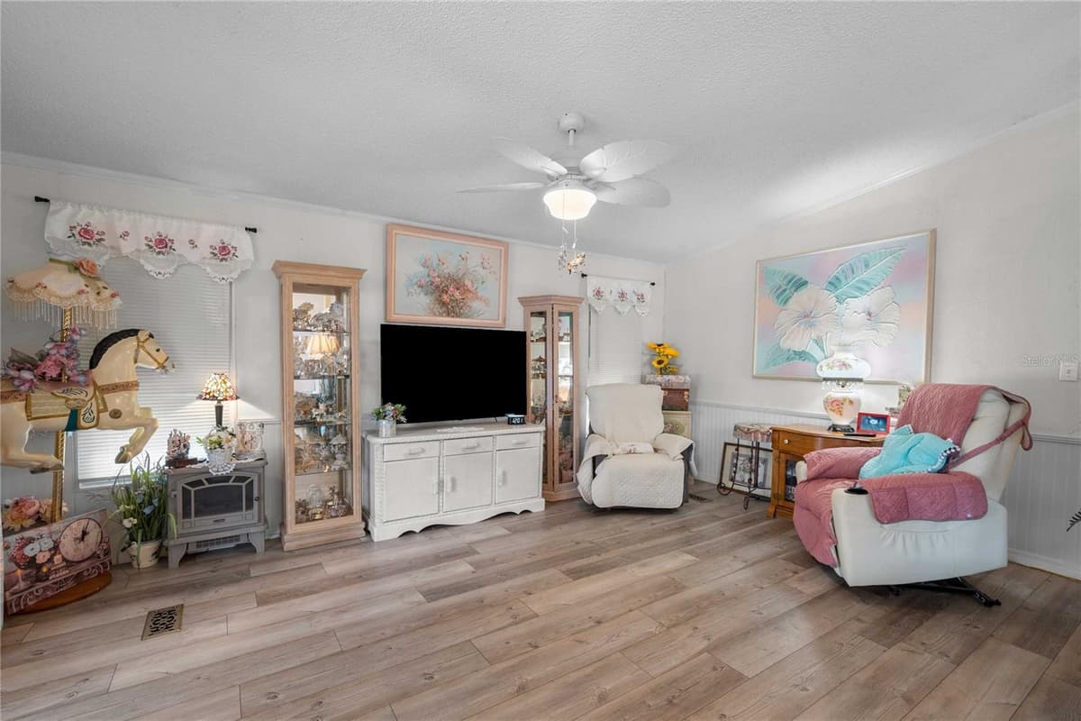 3145 GREAT OAK STREET — photo 14 of 32