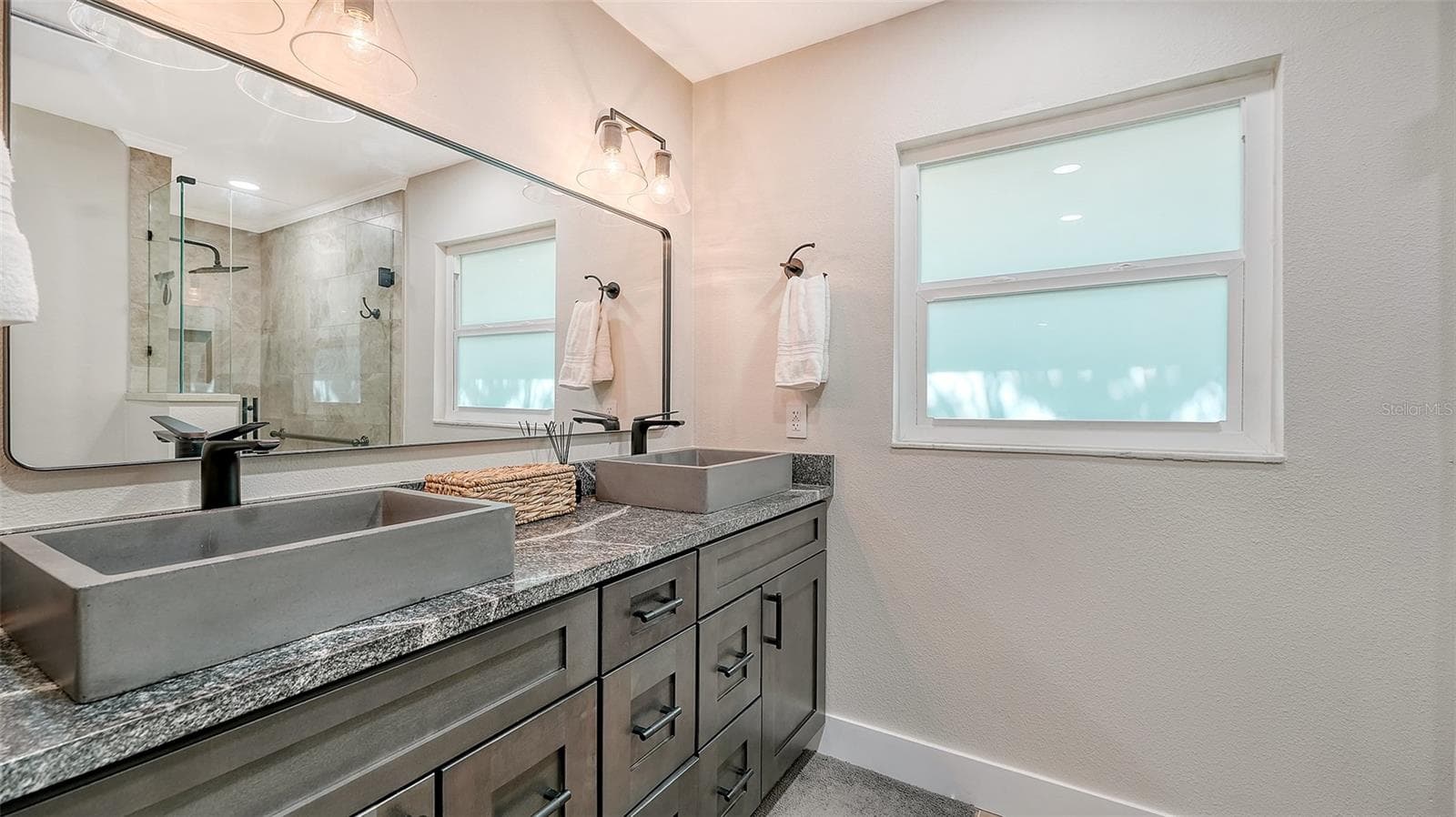 602 BUTTONWOOD DRIVE — photo 32 of 61
