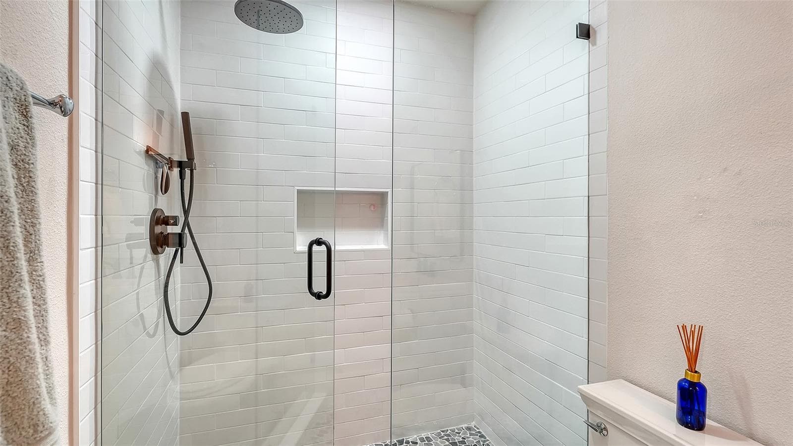 602 BUTTONWOOD DRIVE — photo 38 of 61