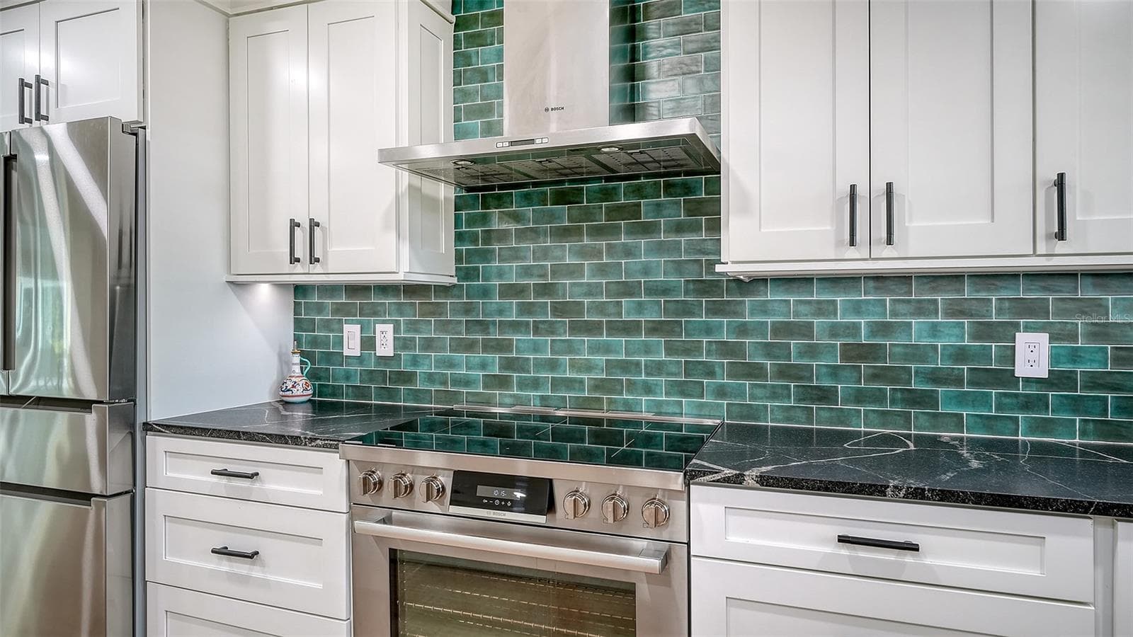 602 BUTTONWOOD DRIVE — photo 19 of 61