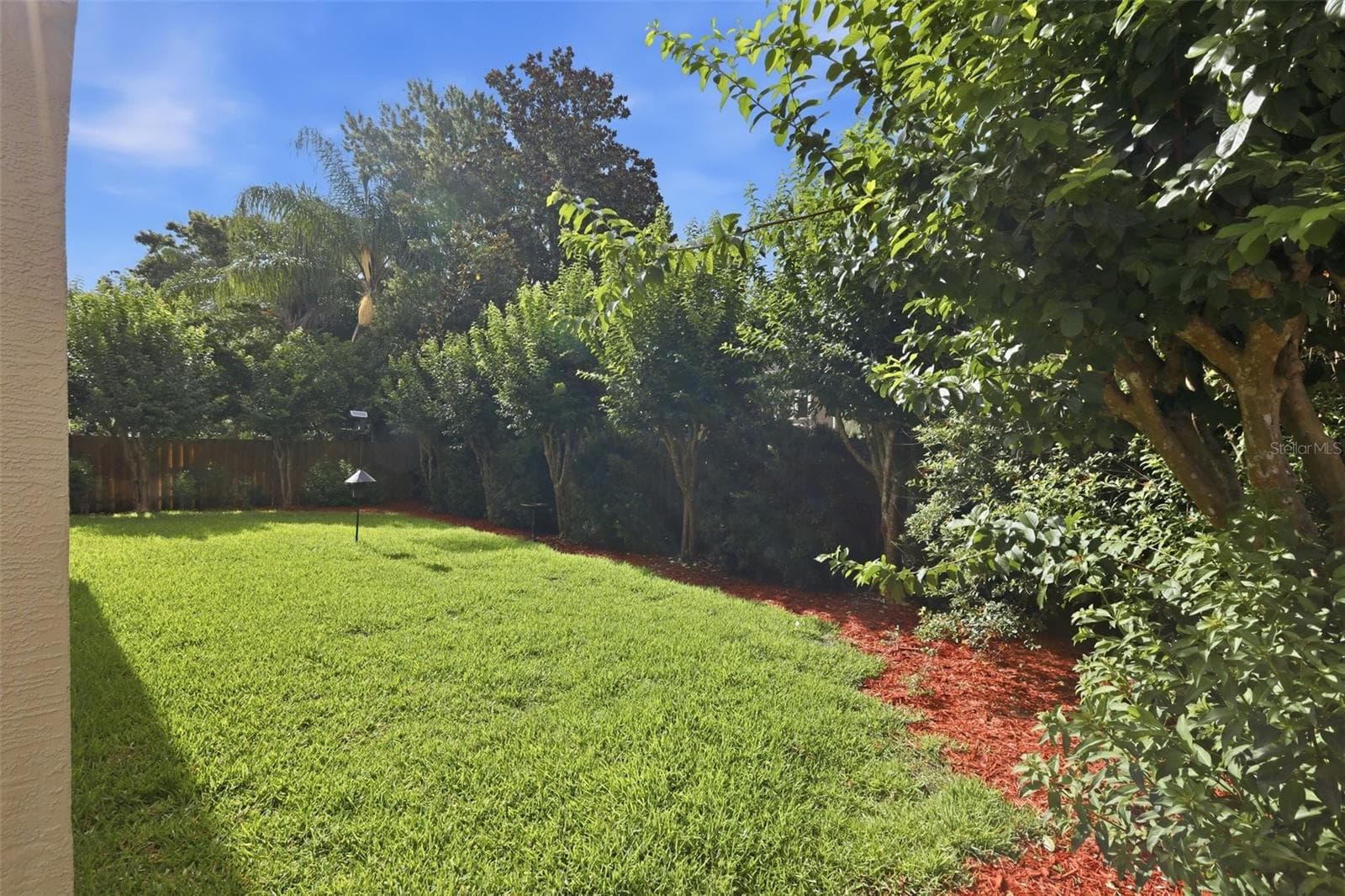 11717 DERBYSHIRE DRIVE — photo 5 of 36
