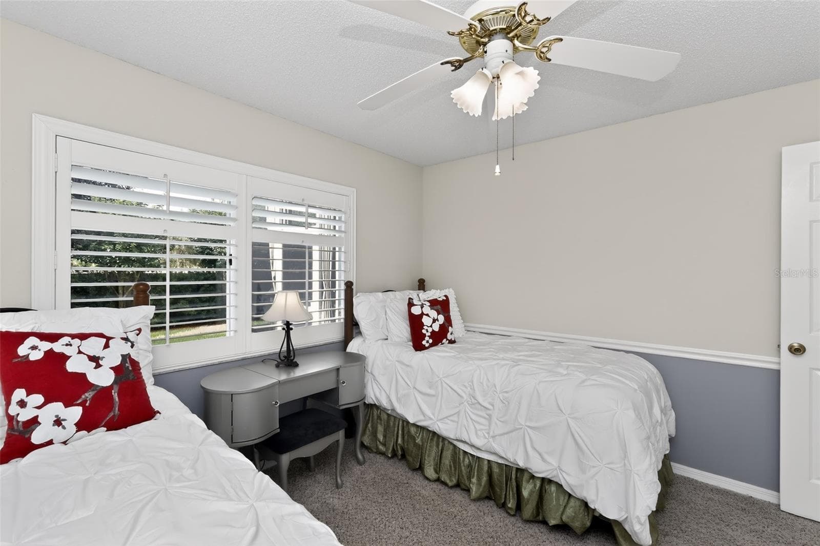 11717 DERBYSHIRE DRIVE — photo 33 of 36