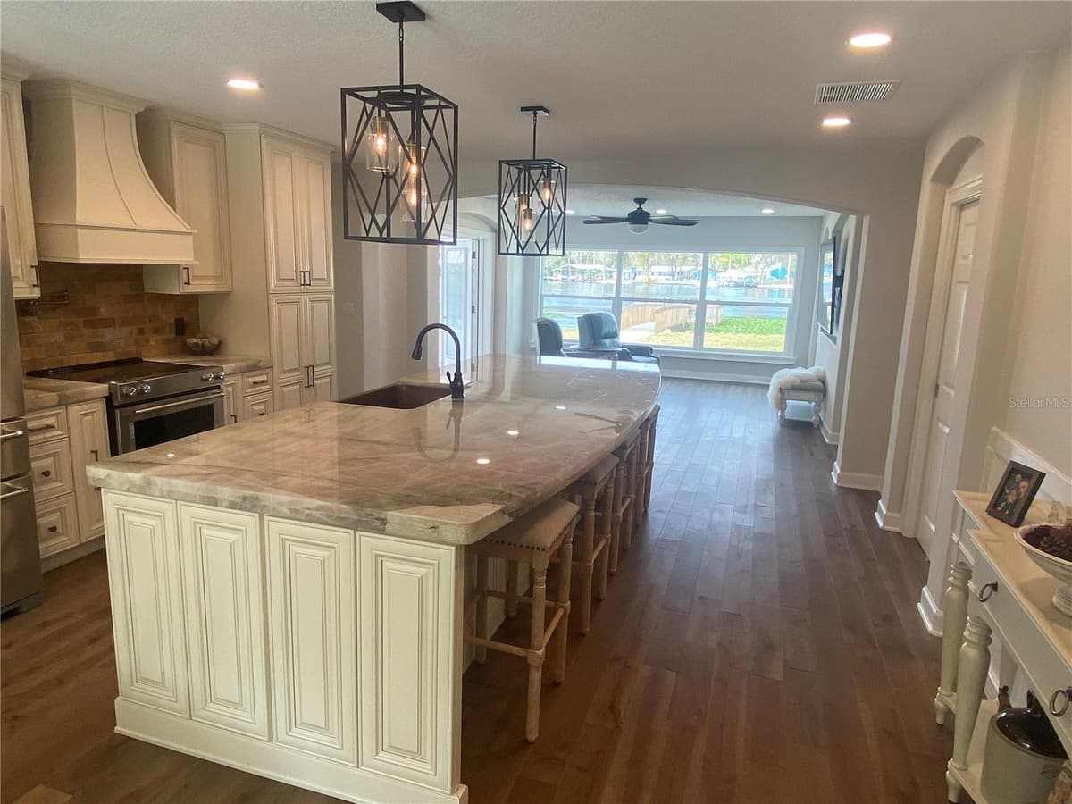 1645 SPRING GARDEN DRIVE — photo 8 of 63