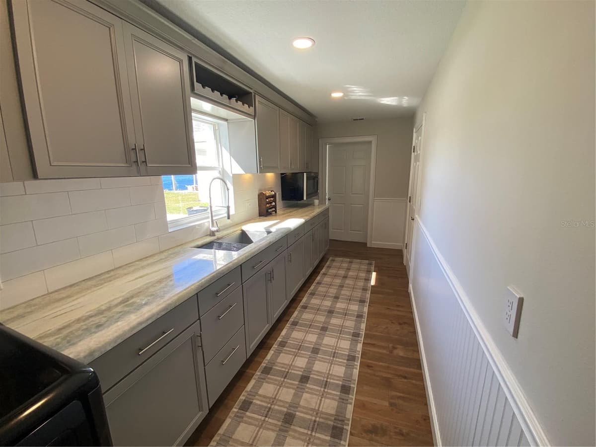 1645 SPRING GARDEN DRIVE — photo 36 of 63
