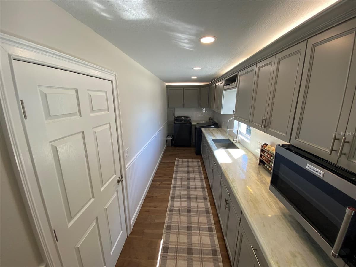 1645 SPRING GARDEN DRIVE — photo 37 of 63