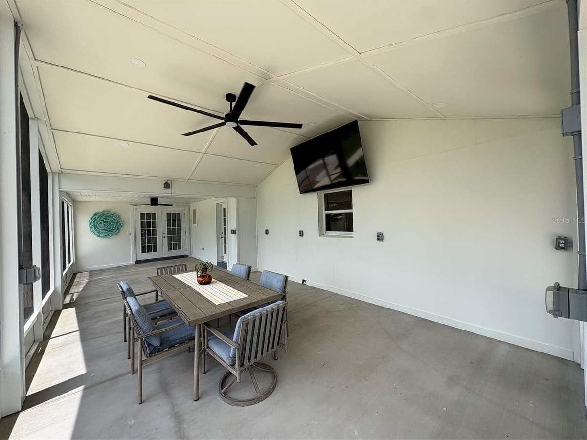 1645 SPRING GARDEN DRIVE — photo 38 of 63
