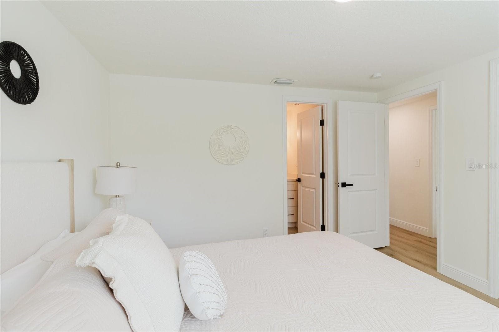 916 17TH STREET — photo 25 of 67