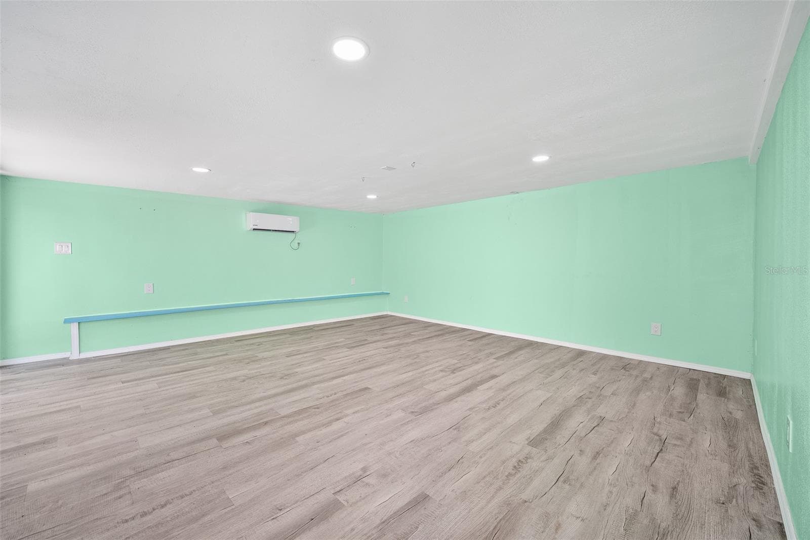 235 GREENWOOD AVENUE — photo 34 of 40
