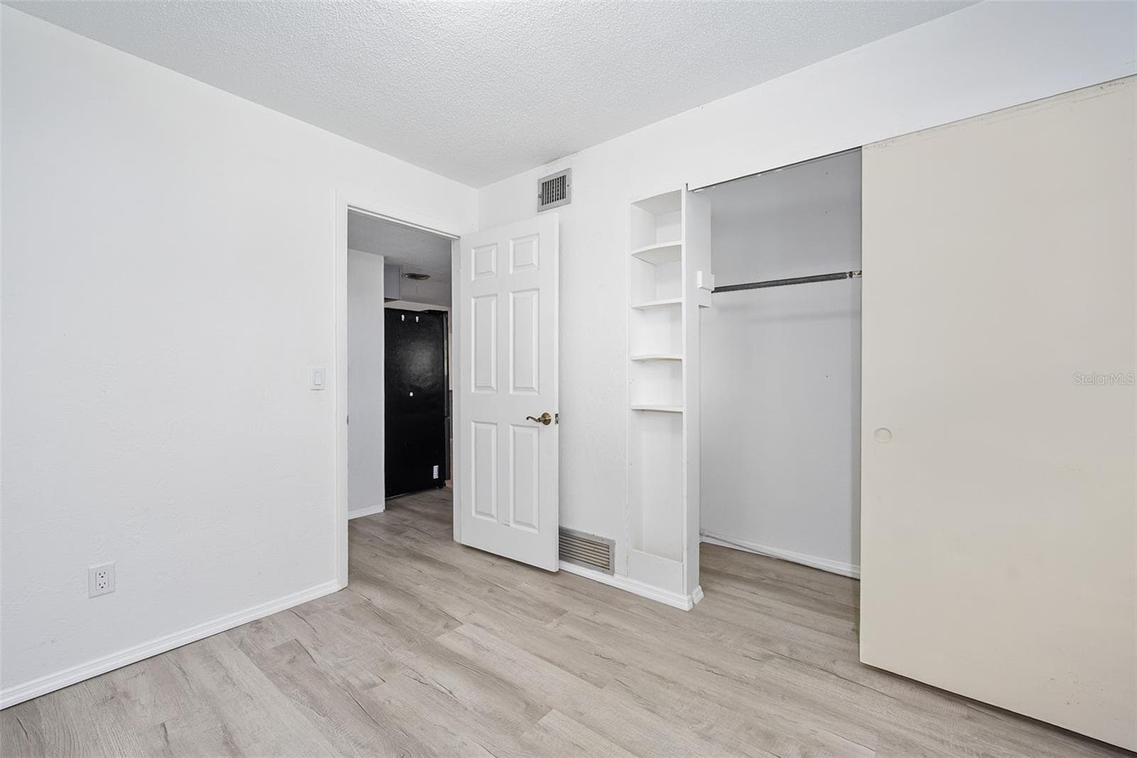 235 GREENWOOD AVENUE — photo 17 of 40