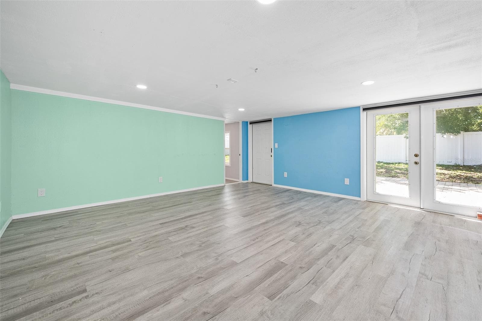 235 GREENWOOD AVENUE — photo 36 of 40