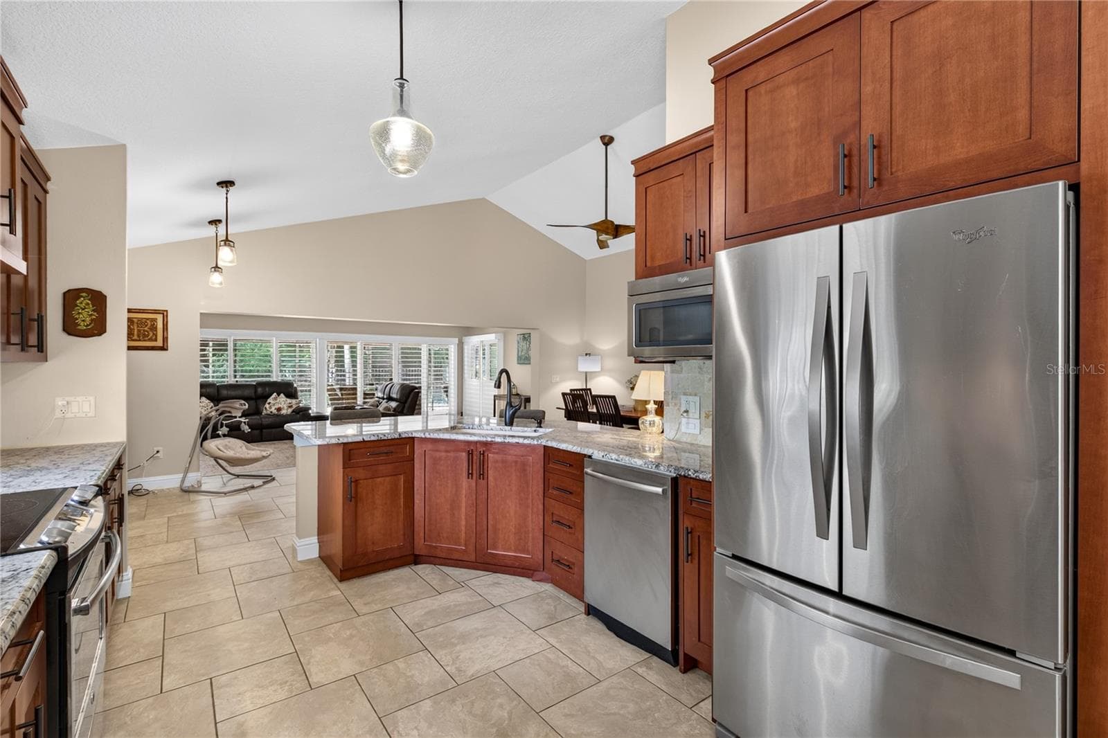 16720 BEAUCLAIRE CT — photo 8 of 46