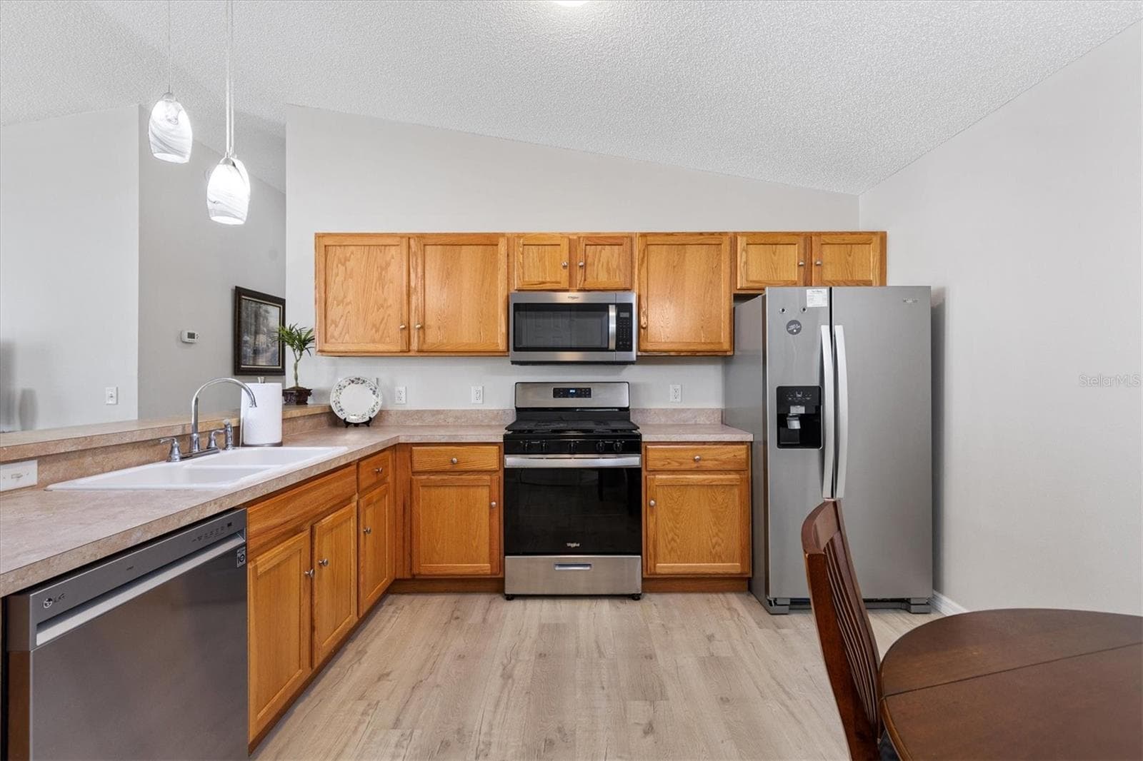 2752 CRAVEN WAY — photo 15 of 38