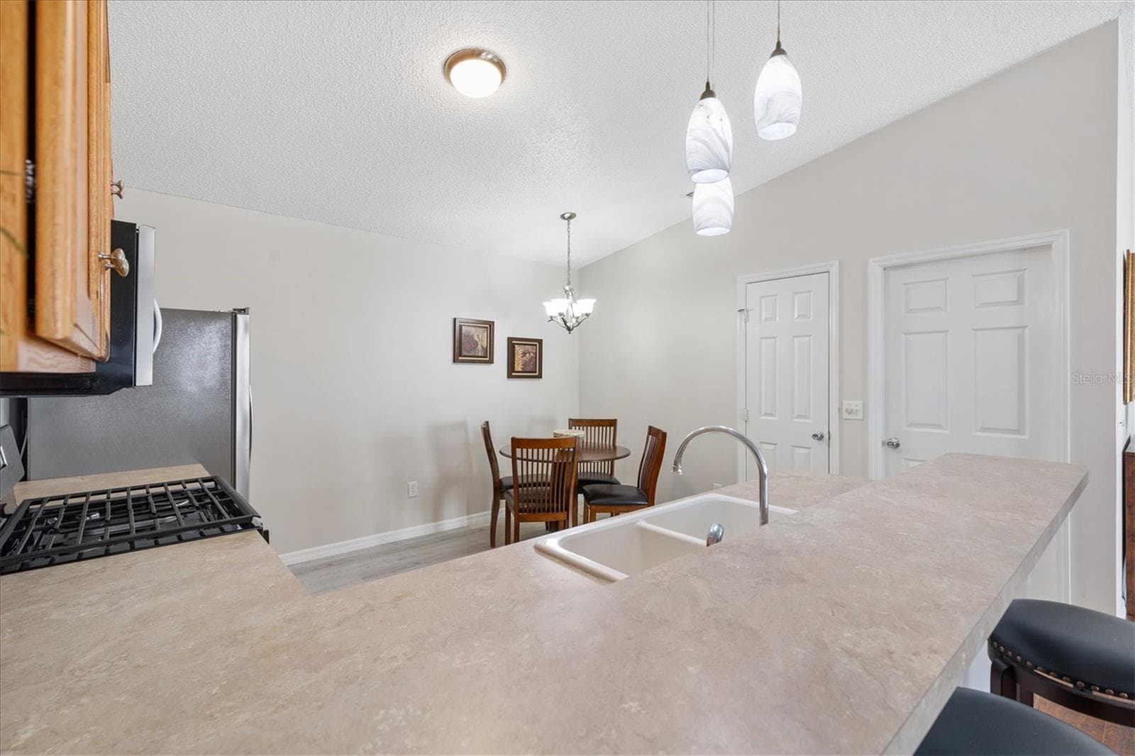2752 CRAVEN WAY — photo 16 of 38