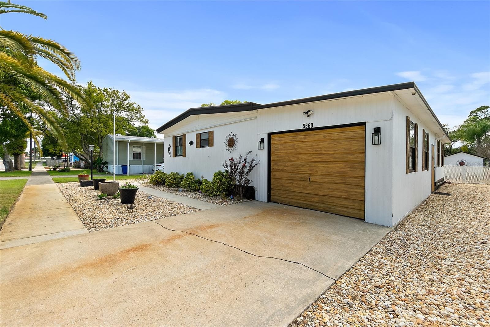5660 WOOD STREET — photo 43 of 46