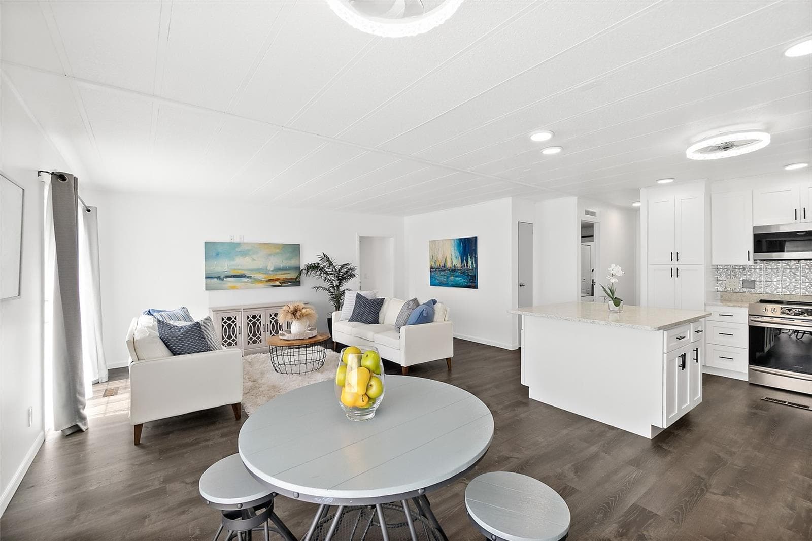 5660 WOOD STREET — photo 15 of 46