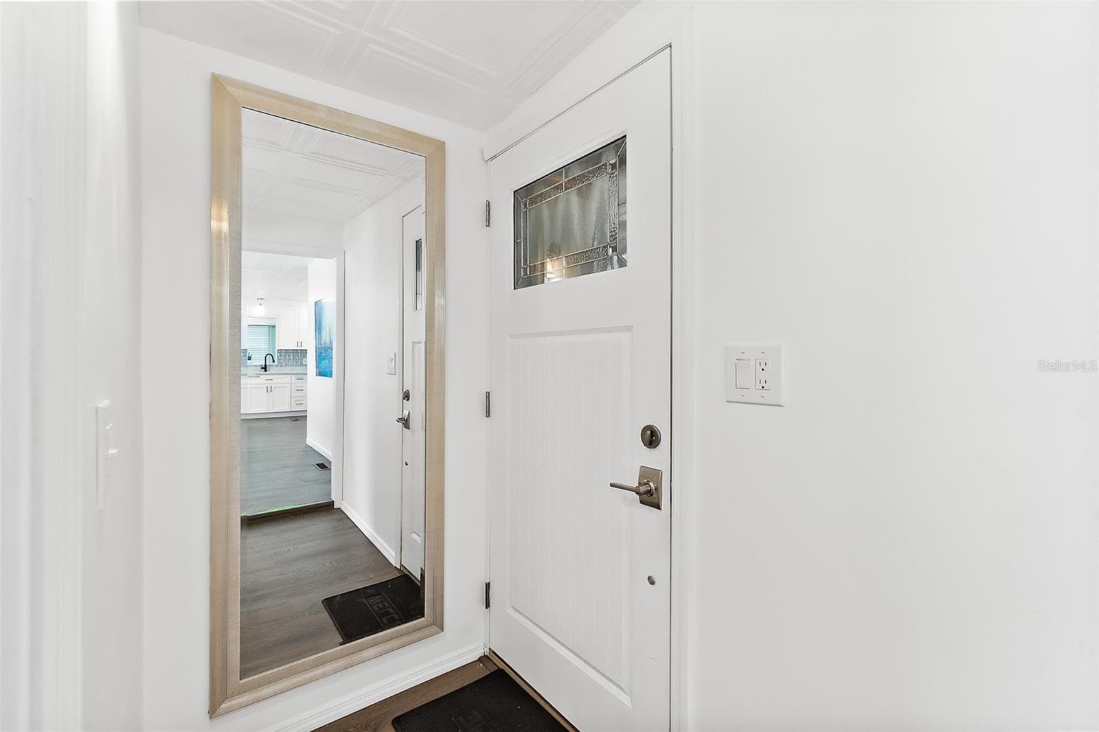 5660 WOOD STREET — photo 31 of 46