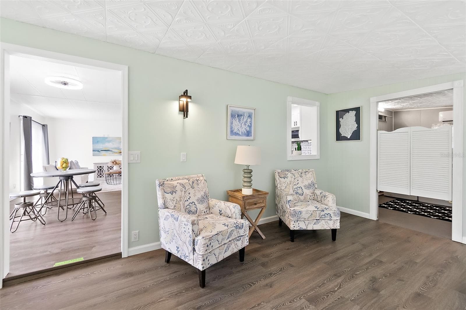 5660 WOOD STREET — photo 19 of 46