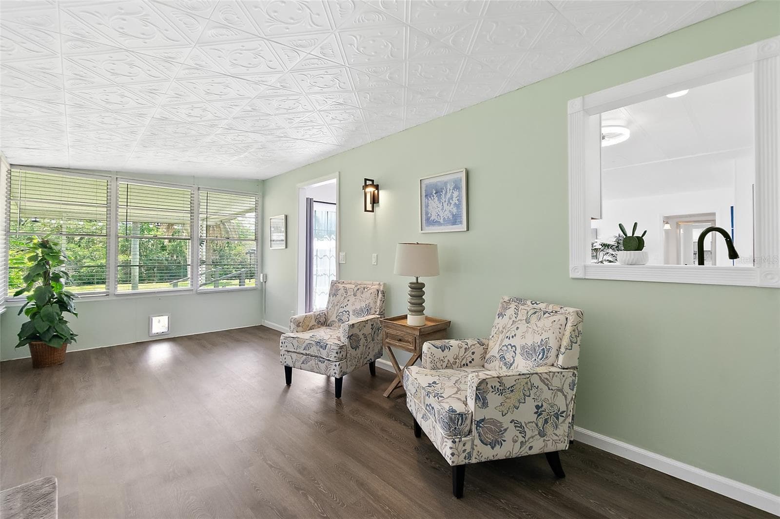 5660 WOOD STREET — photo 20 of 46