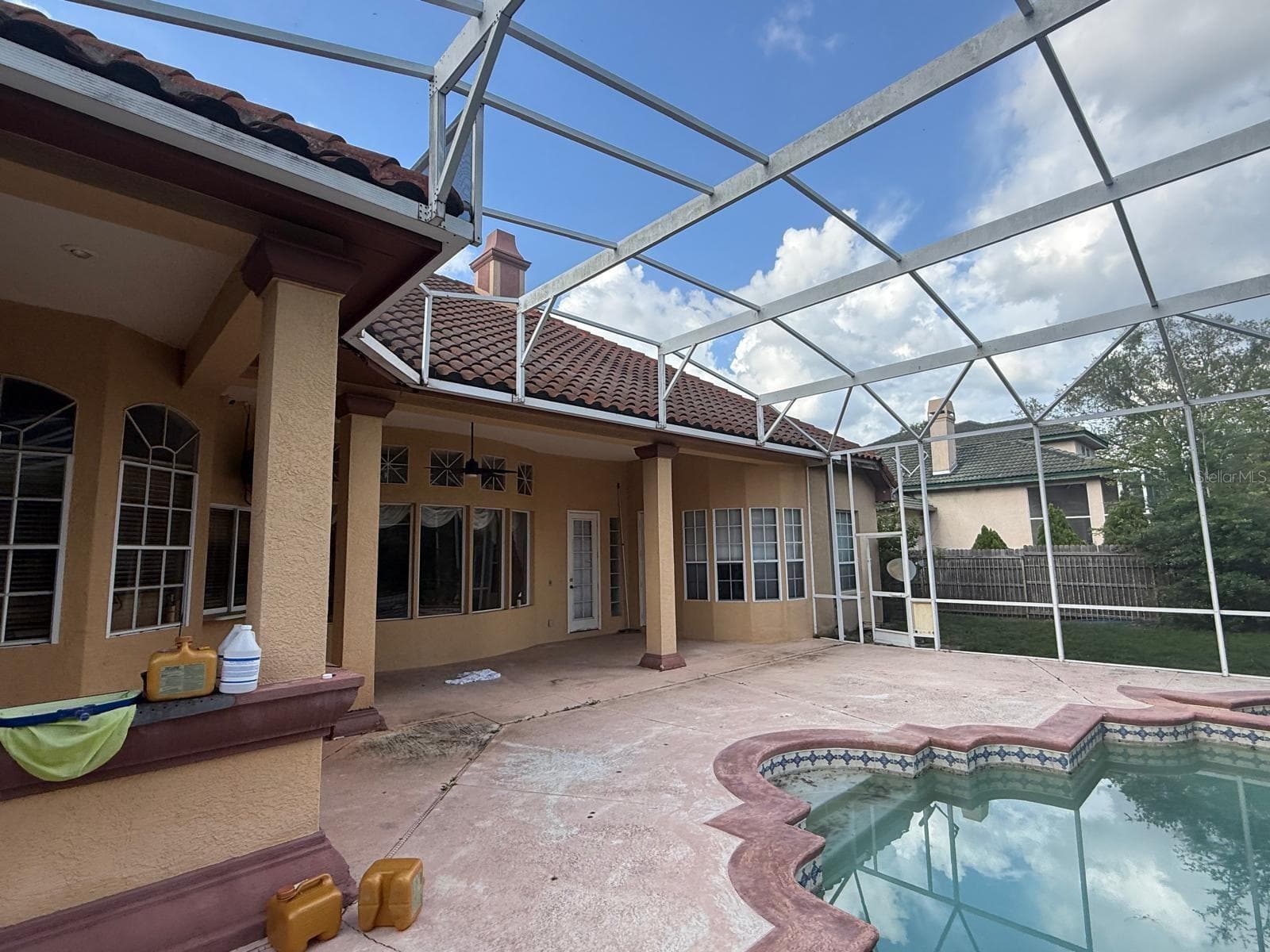 7608 SAN REMO PLACE — photo 4 of 35