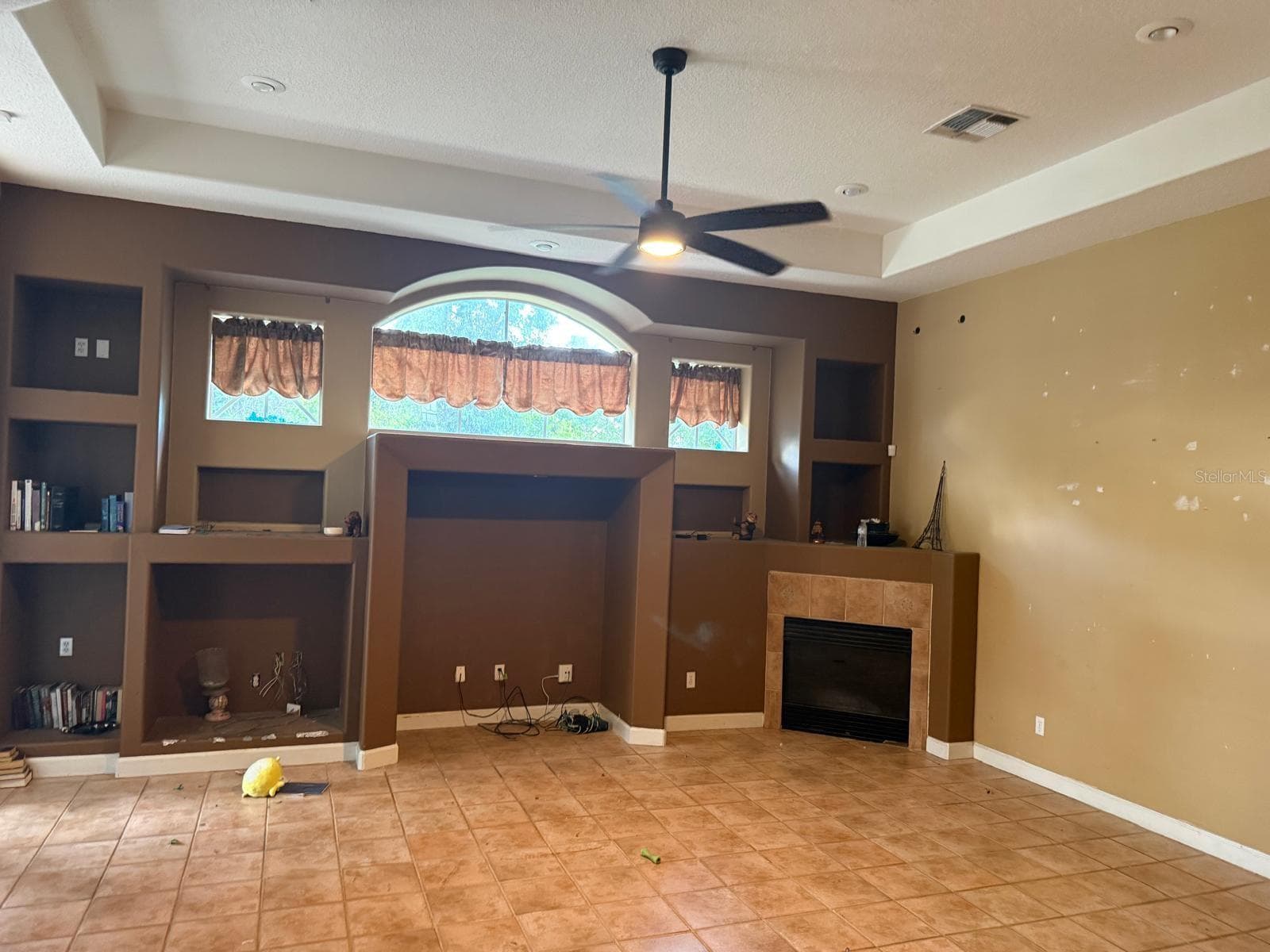 7608 SAN REMO PLACE — photo 11 of 35
