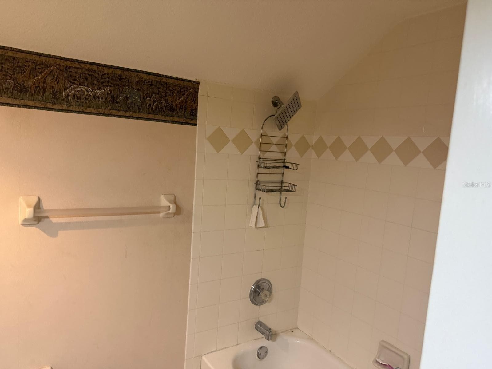 7608 SAN REMO PLACE — photo 34 of 35