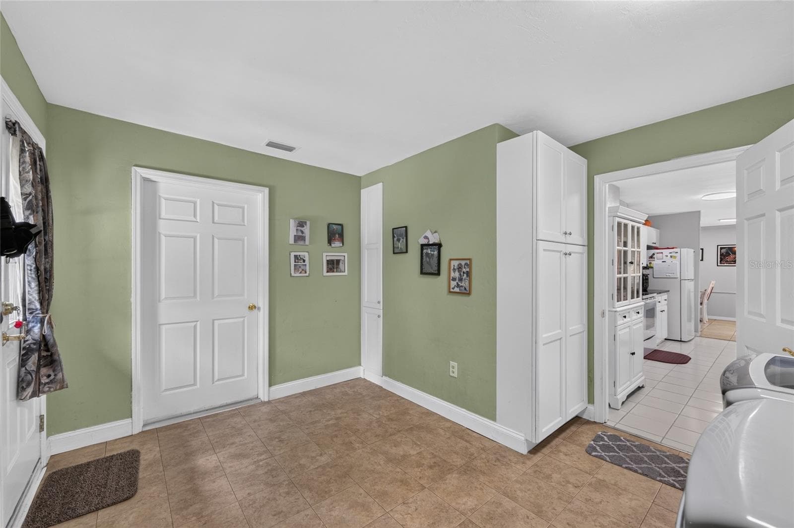 26714 3RD PLACE — photo 33 of 69