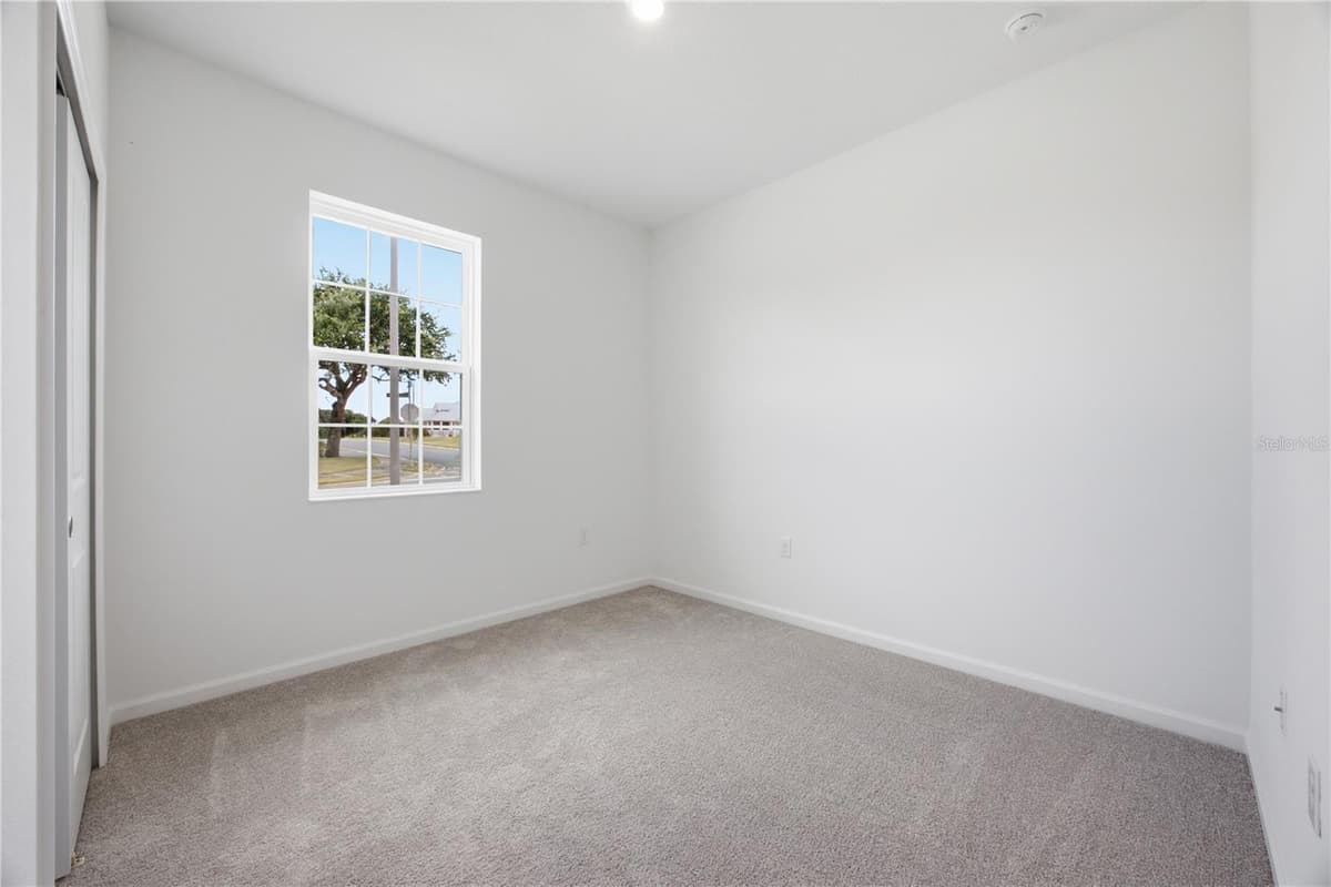 6205 SANDERS GROVE CIRCLE — photo 19 of 38