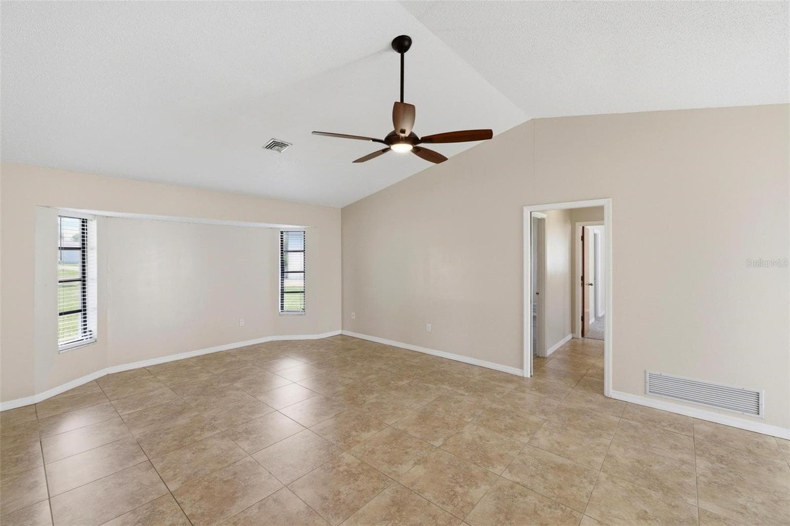 5412 ULYSSES STREET — photo 21 of 86
