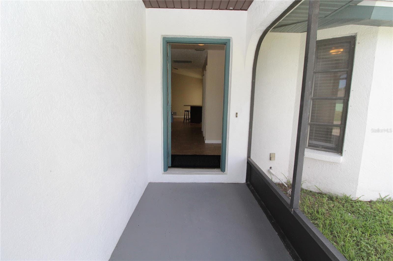 5412 ULYSSES STREET — photo 8 of 86