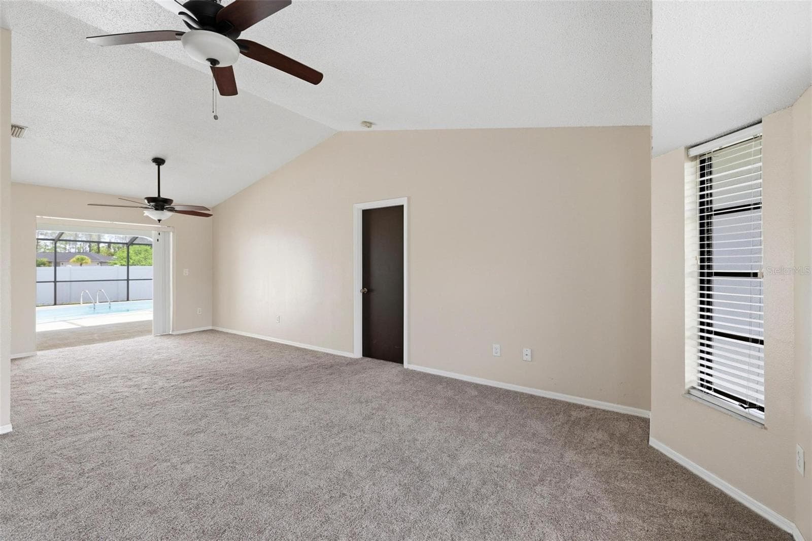 5412 ULYSSES STREET — photo 11 of 86