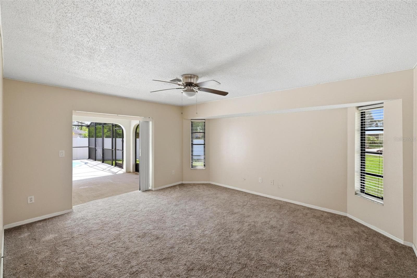 5412 ULYSSES STREET — photo 22 of 86