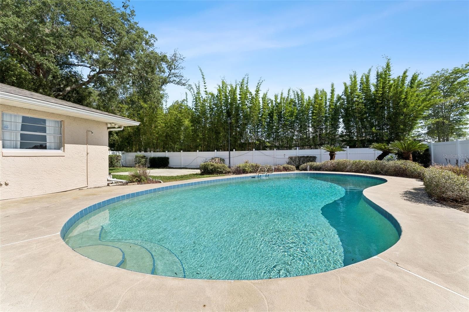 128 DELLWOOD DRIVE — photo 31 of 35