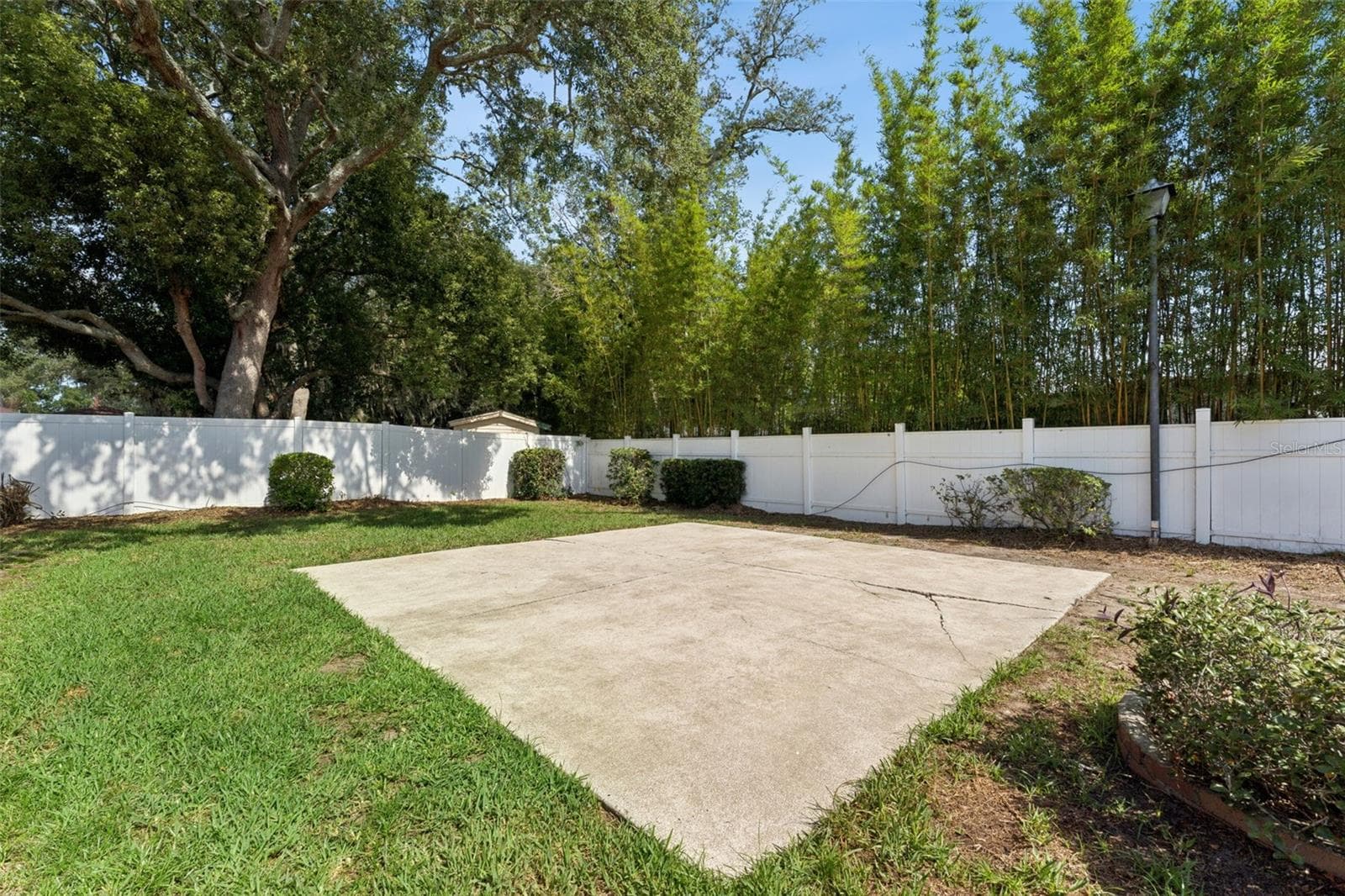 128 DELLWOOD DRIVE — photo 34 of 35