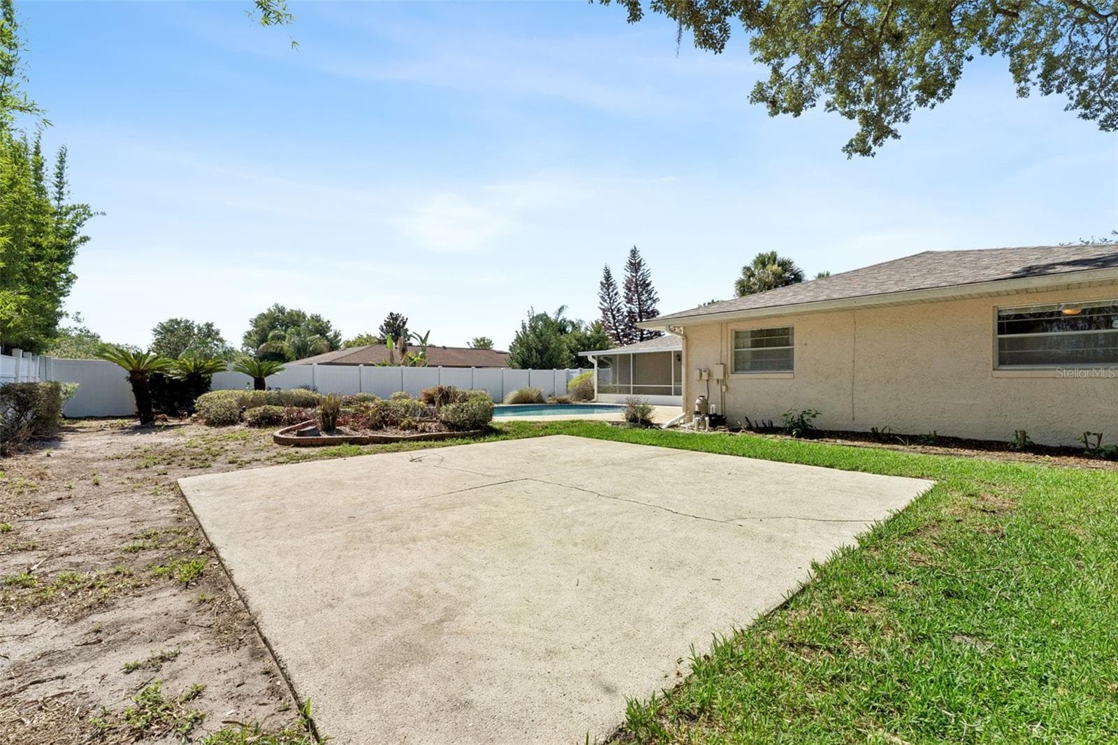 128 DELLWOOD DRIVE — photo 35 of 35