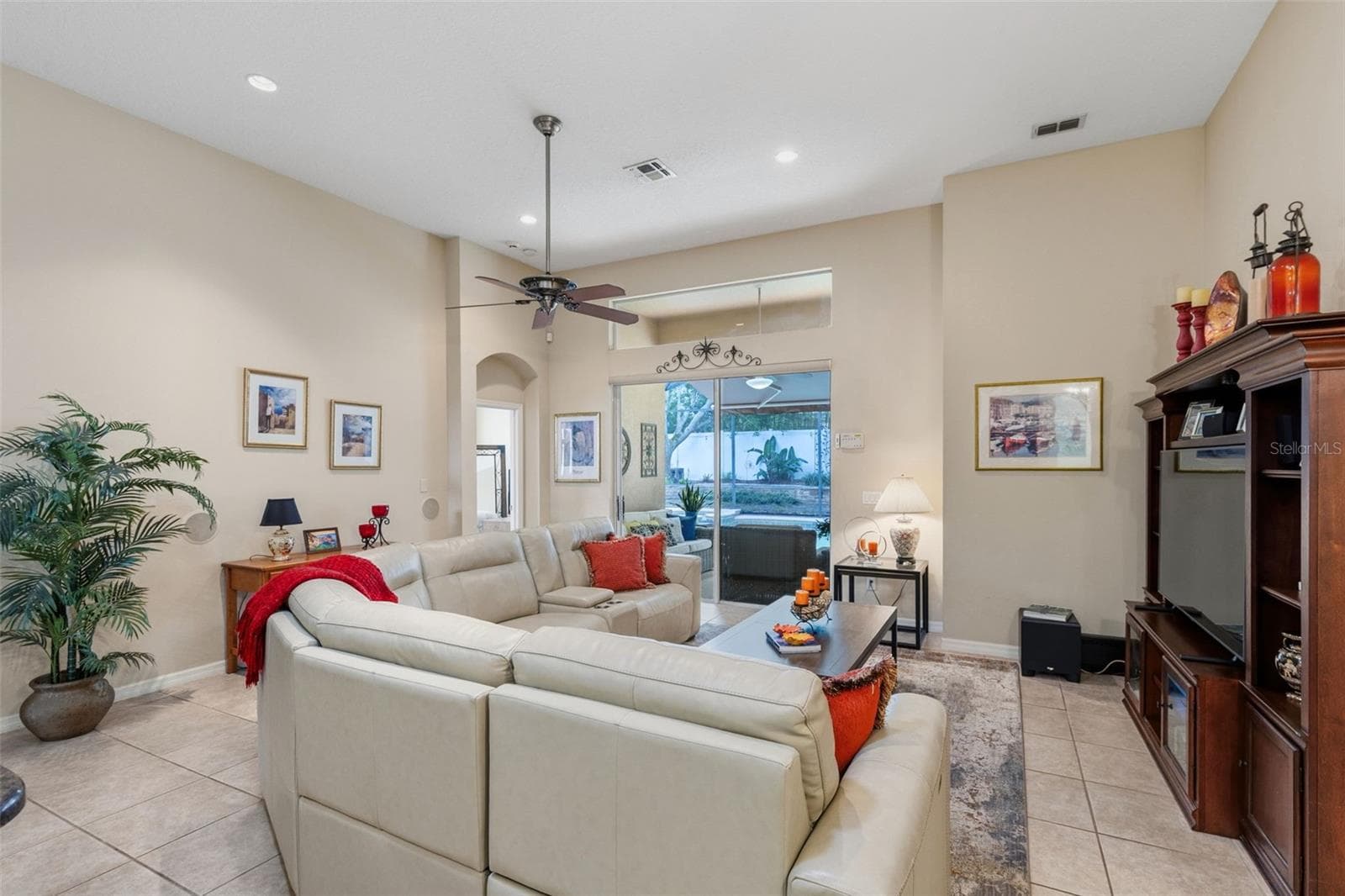 226 ALEXANDRIA PLACE DRIVE — photo 13 of 36