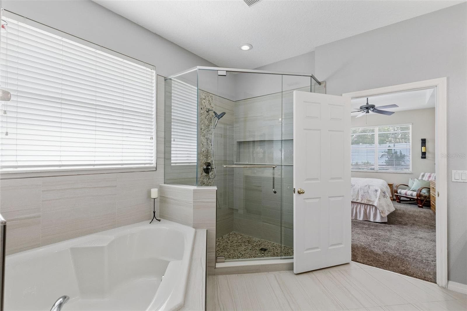226 ALEXANDRIA PLACE DRIVE — photo 17 of 36